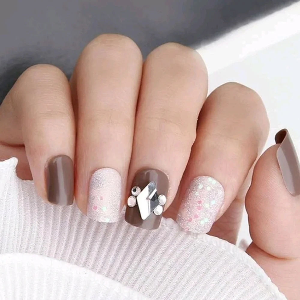3D Rhinestone & Glitter Press On Nails
